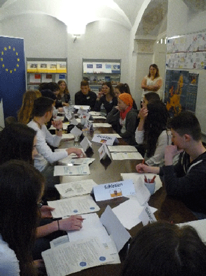 Planspiel: Schüler/innen verhandeln eine EU-Verordnung