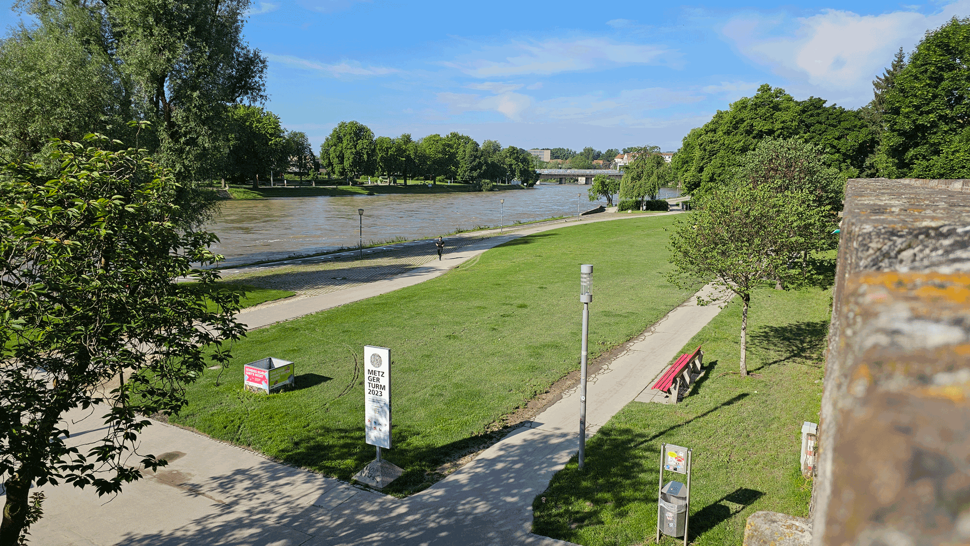 Hochwassersituation am Donauufer